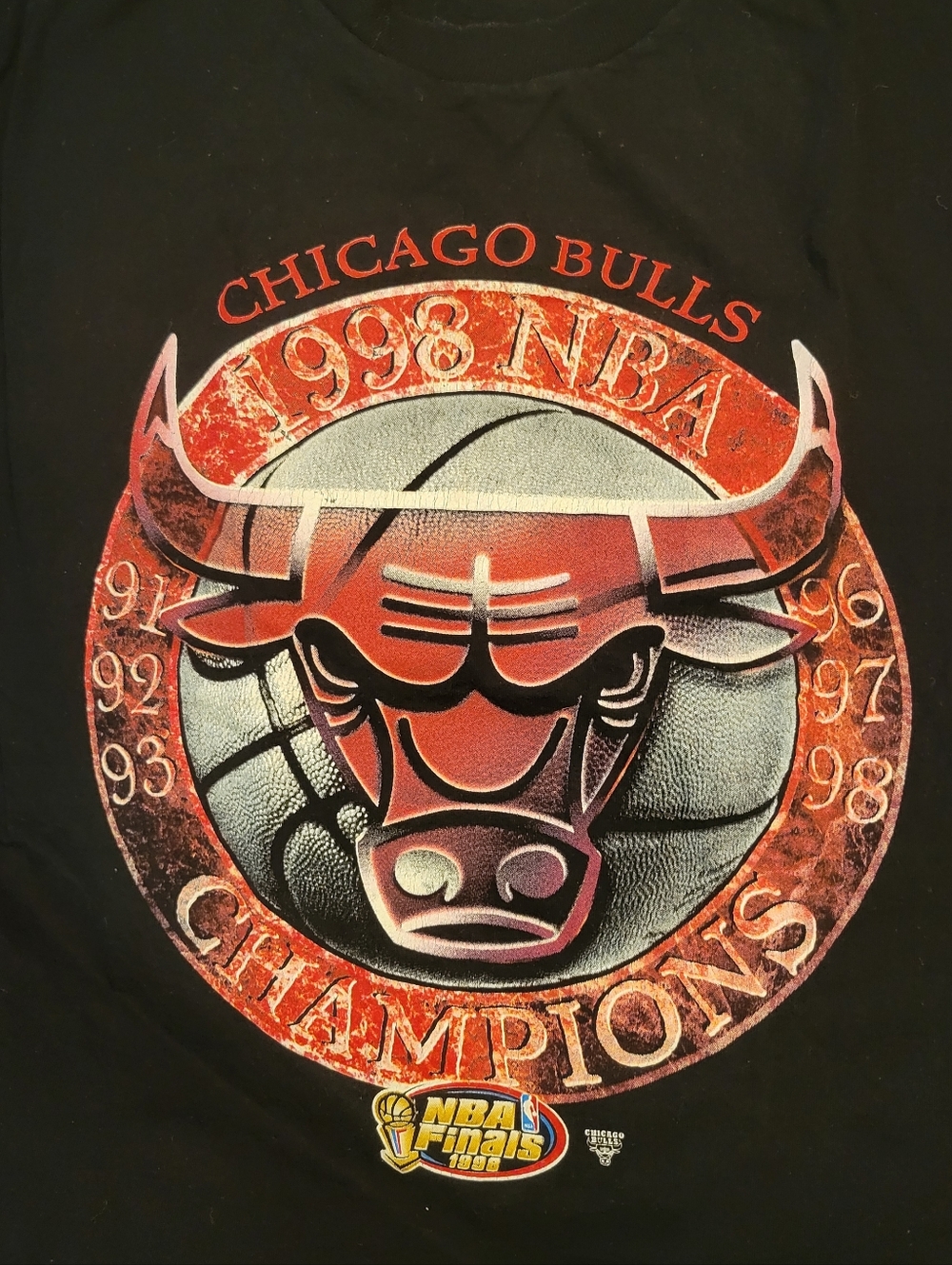 SOUVENIR Chicago Bulls 1998 Champions Black Red Graphic Tee XL Never Worn